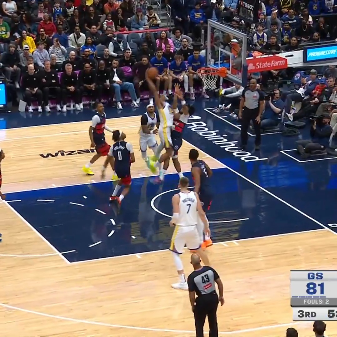 DE'ANTHONY MELTON WITH THE POSTERโผ๏ธ ๐บ NBC Sports Bay Area & CA