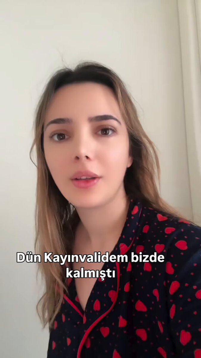 Bir kadın, evlerinde yatıya kalan kayınvalidesinin o uyurken yaptıklarını paylaştı.