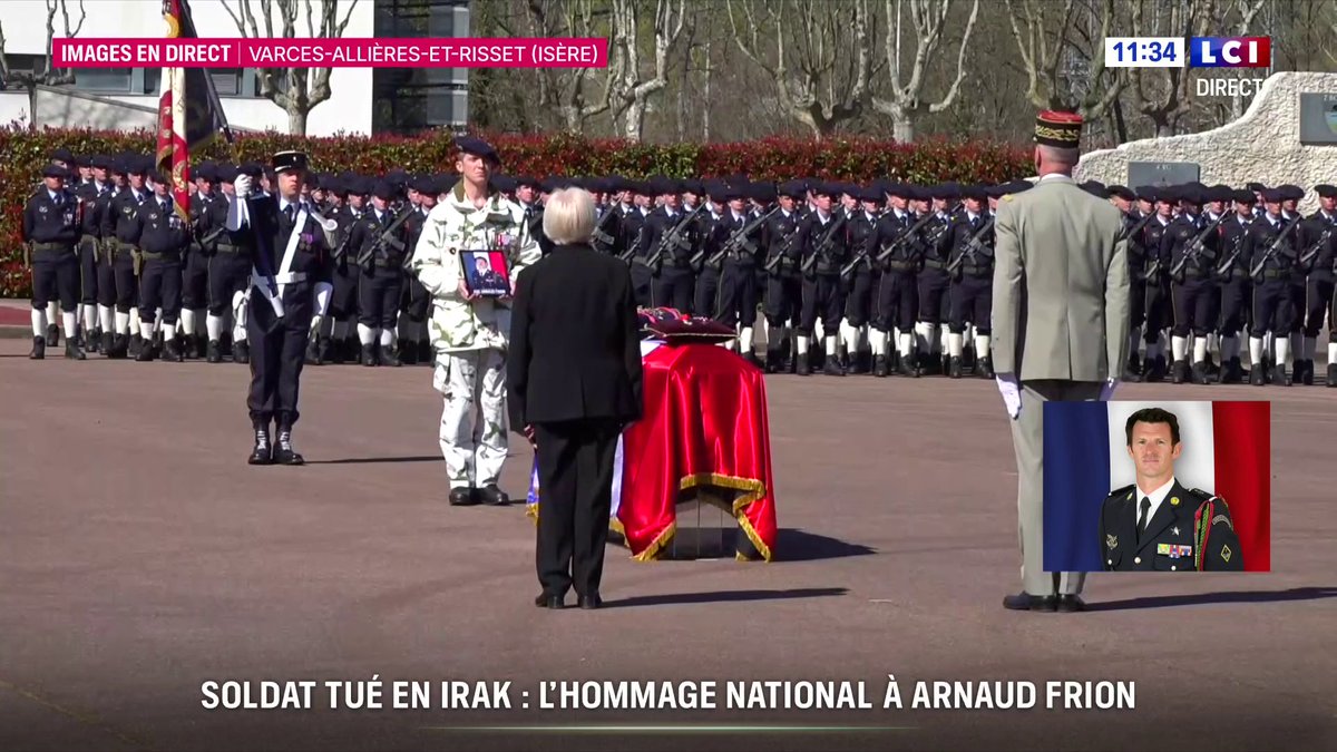 🔴 La sonnerie "Aux Morts" et La Marseillaise retentissent à Varces-Allières-et-Risset en Isère 📺 Suivez l'hommage national à Arnaud Frion en direct sur LCI