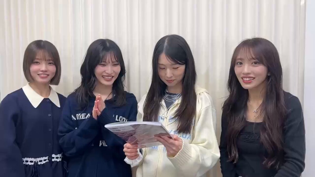 #AKB48 の皆さまに 彩音ちゃんの #ひとり姉妹 を見ていただきました☺️✨ ①前編 岩立沙穂さん 岩立 沙穂 向井地美音さん向井地 美音 福岡聖菜さん福岡 聖菜 #髙橋彩音 髙橋彩音(高橋彩音) 🌸重版記念追加イベント🌸 ・5/6 ・5/16 ・5/31※調整中