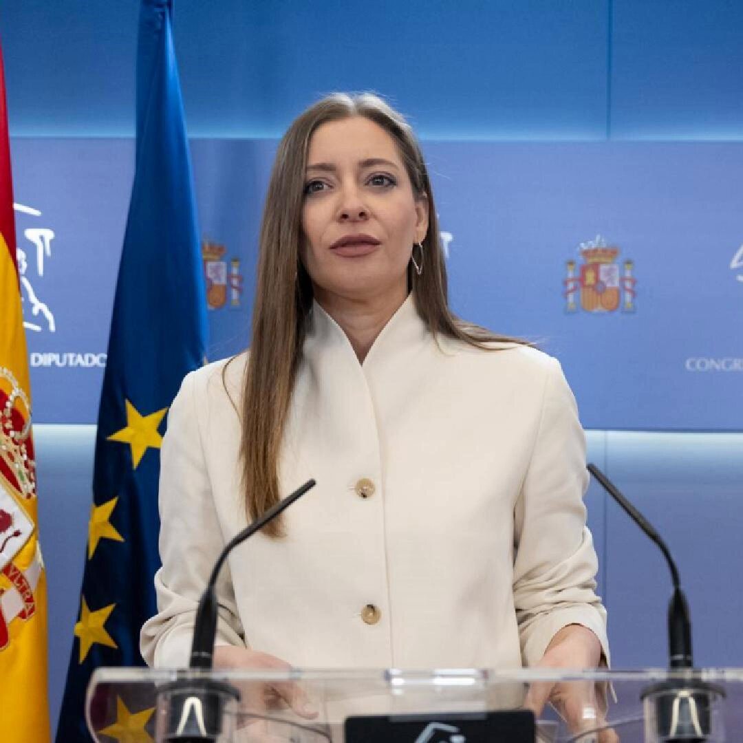 La derecha no está para competir, está para construir una alternativa real a Pedro Sánchez en toda España. Los electores quieren al PP al frente de los gobiernos y quieren que nos entendamos con Vox.