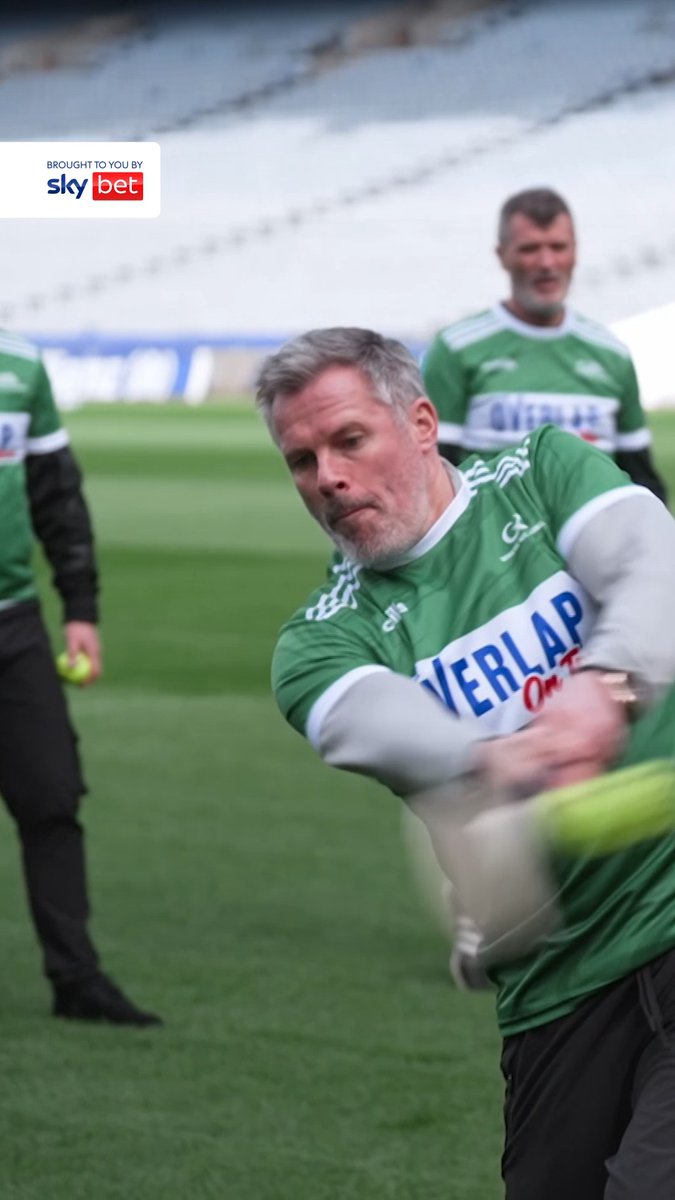 Happy St. Patrickโs Day! โ๏ธ The day we found out Roy couldโve had a career in hurlingโฆ ๐
The othersโฆ maybe not. ๐