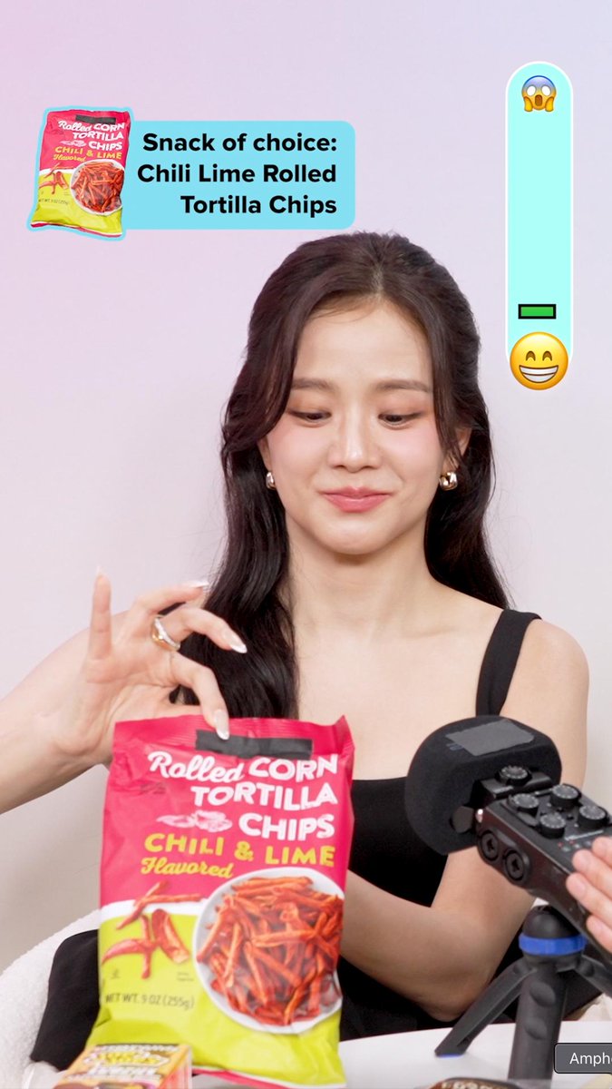 Sneaky Snacks with Jisoo and Seo In-Guk of Boyfriend On Demand