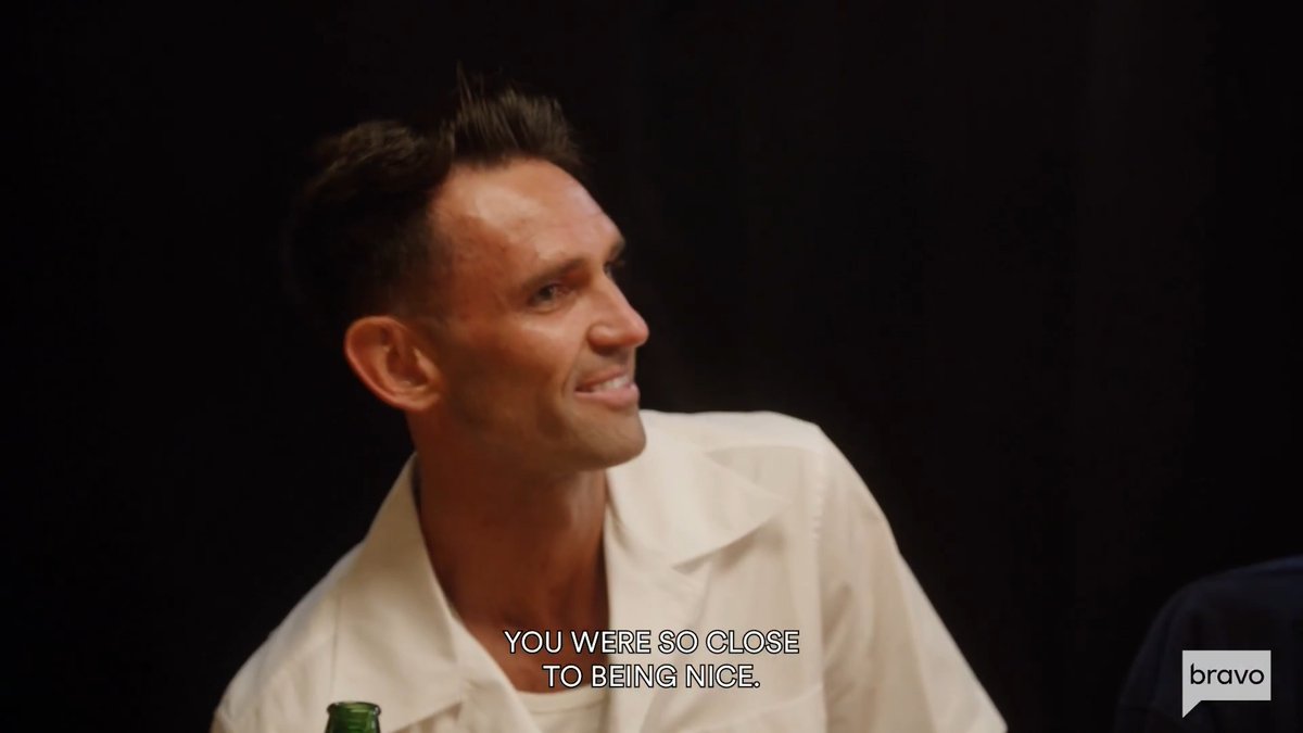 An unconventional conversation between Carl and Lindsay. Summer House is all-new every Tuesday!