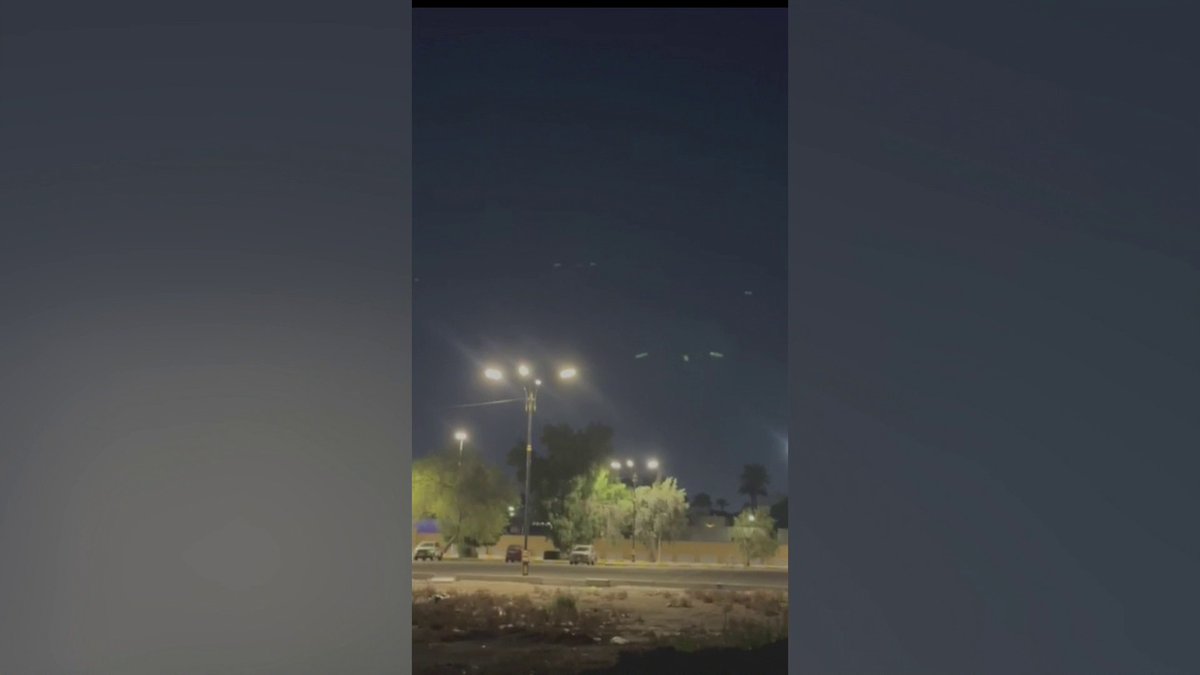 صور لاستهداف محيط السفارة الأميركية في بغداد قناة العربية