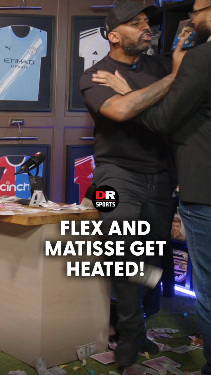 Flex and Matisse get heated and start fighting! 😮 #WeekendRoundUp #ManUtd #Chelsea