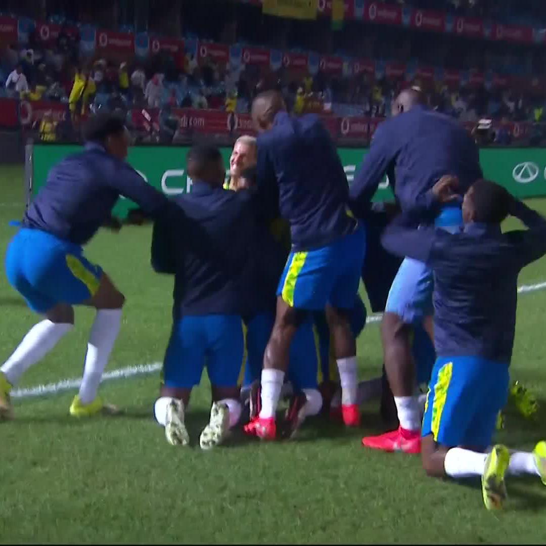 Masandawana don't waste time on the counter 😤👆 📺 Stream #BetwayPrem on DStv: