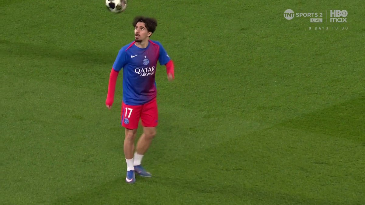 "Wherever he plays, it's a massive call." Julien Laurens on the decision to start Mamadou Sarr against PSG this evening 💬 Liam MacDevitt | TNT Sports & discovery+ UK