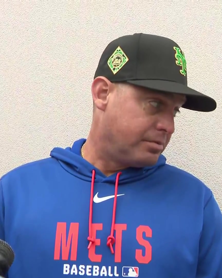 Carlos Mendoza is asked if the Mets expect Sean Manaea's velocity to tick up: "We don't know. I would say yes...but it might take some time."