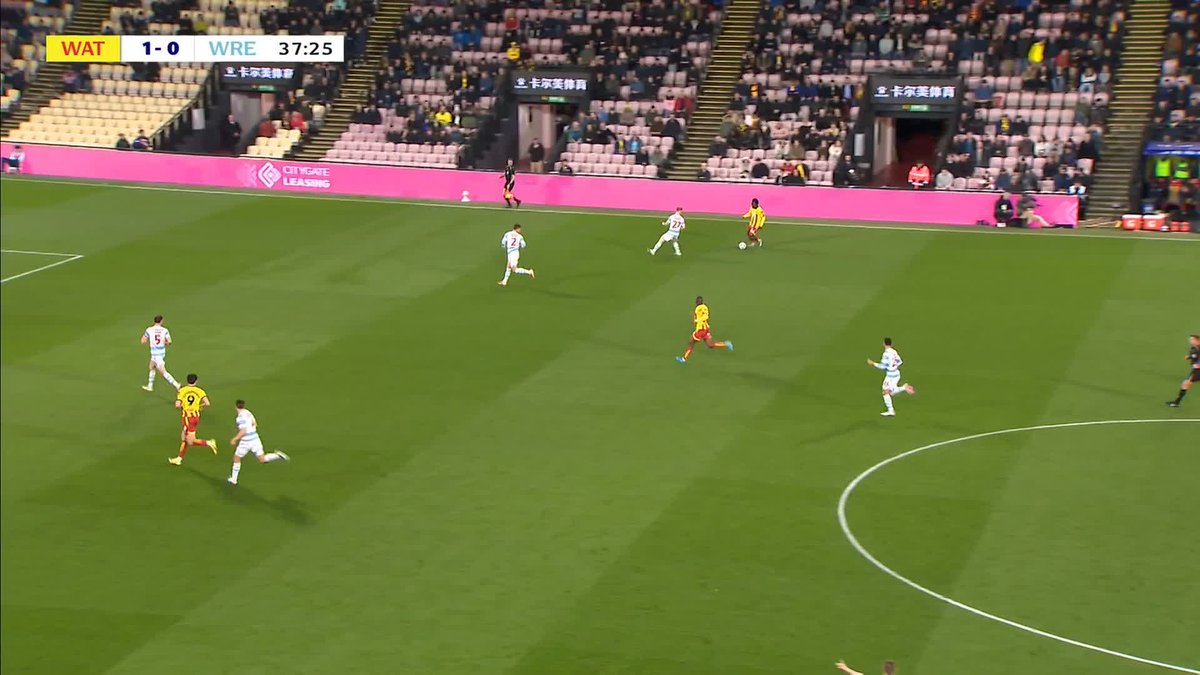 Watford are FLYING as Edo Kayembe makes it 2-0! 💥