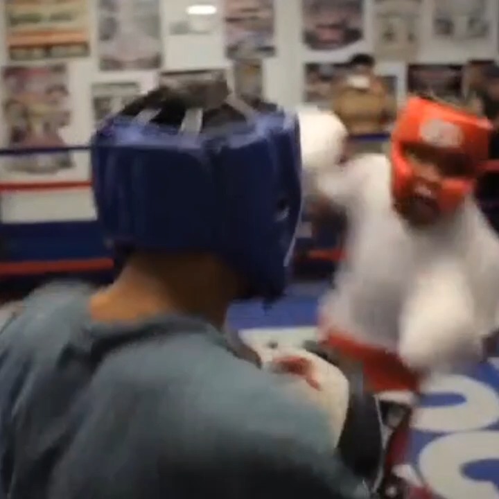 Devin Haney and Rolly Romero went to war in sparring in 2015 🍿 👀 Will we see these two in the ring later this summer? 🥊