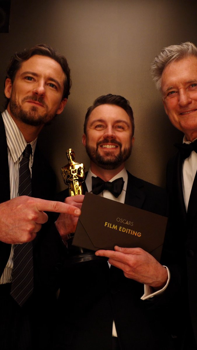 A photo booth moment with Best Film Editing winner Andy Jurgensen (ONE BATTLE AFTER ANOTHER) and Bill and Lewis Pullman. #Oscars