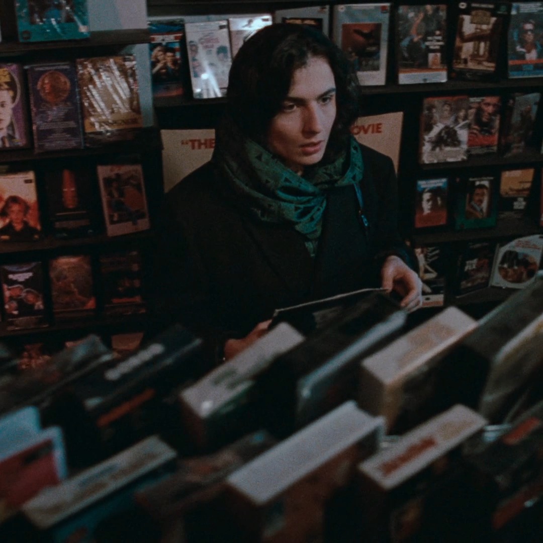 Evening viewing recommendation? On Criterion Channel, watch Atom Egoyan's disquieting and enthralling SPEAKING PARTS (1989) in our VHS Forever collection! Haunting images and obsessive sexuality merge in this postmodern thriller about loss, love, power, and the distance that modern technology puts between us.