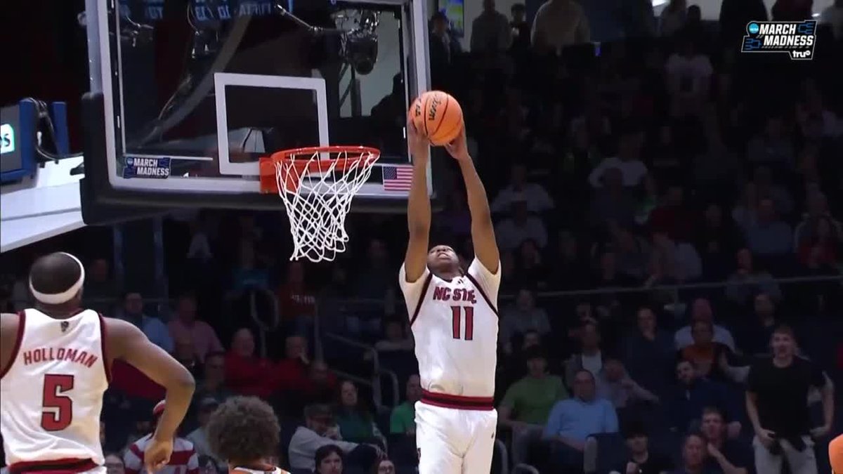OH MY...REVERSE ALLEY OOP FOR NC STATE ‼️