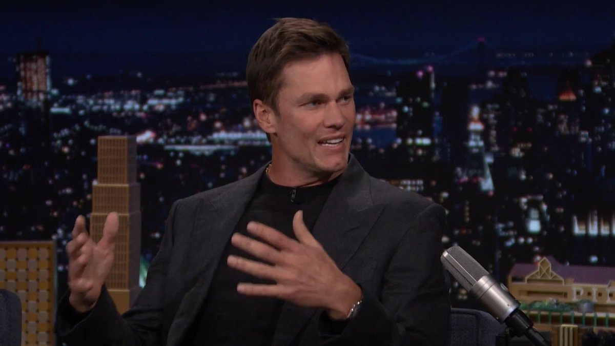 .Tom Brady returns to the field as a quarterback in the Fanatics Flag Football Classic this Saturday! #FallonTonight