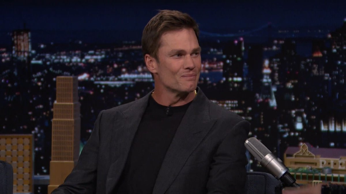 .Tom Brady thinks LeBron James could have lasted 23 years playing professional football 😂 #FallonTonight