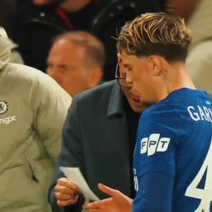 🚨 EXCLUSIVE: The NOTE that ROSENIOR gave to GARNACHO in the 85th min of the UCL loss to PSG has been REVEALED by a new video angle! 👀