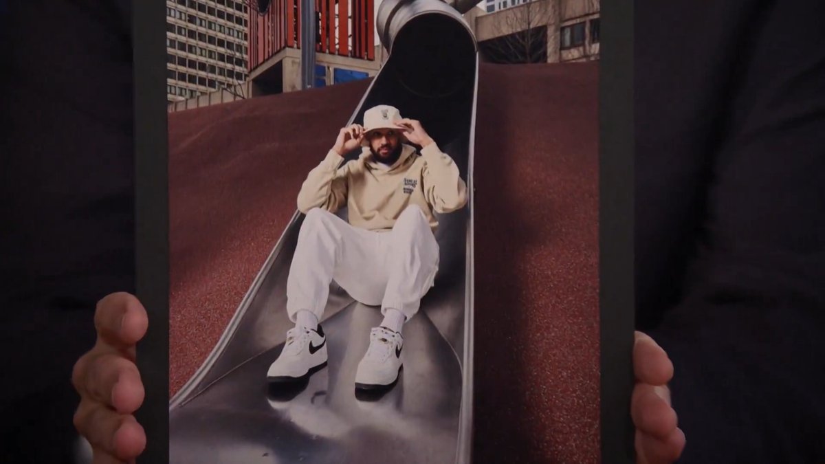 .Derrick White had a photo shoot with the viral “cop slide” in Boston 🤣 #FallonTonight