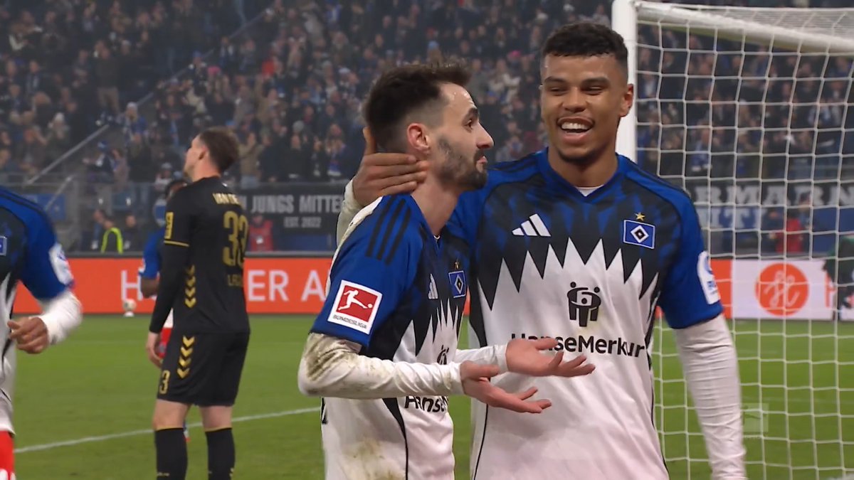Fábio #Vieira hat sein Glück beim Hamburger SV gefunden und befindet sich derzeit im Höhenflug! 💙 #BundesligaMatchFacts | Amazon Web Services DACH