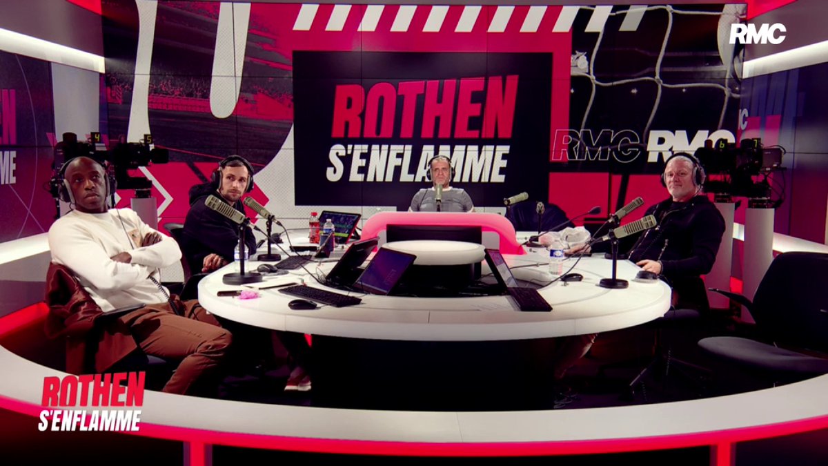 🗣💬 Duga : "Comment tu fêtes ce titre quand tu es Marocain ? Mérité ou pas ? Satisfait ou pas ? Je comprends que la fédération marocain ait porté réclamation. Le règlement aurait dû être respecté. Mais qu'est-ce que tu en fais de ce titre ? C'est terrible."
