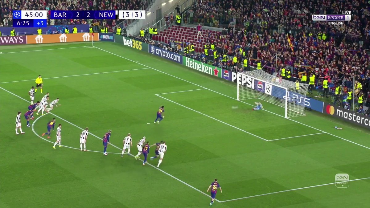 Lamine Yamal makes no mistake from the penalty spot to give FC Barcelona a half-time lead 🔵🔴 #beINUCL #FCBarcelona #UCL