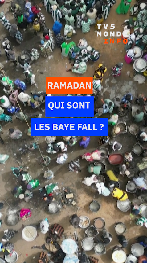 🇸🇳 Les Baye Fall, disciples de la confrérie mouride au Sénégal, se distinguent par une pratique singulière de l’islam. 👉 En ce mois de Ramadan, ils ne jeûnent pas et ne prient pas: à la place, ils préparent des repas pour la rupture du jeûne des fidèles.