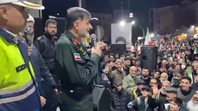 سردار رادان: اگر گاردت جاویدان بود، باباتو نگه می‌داشت!