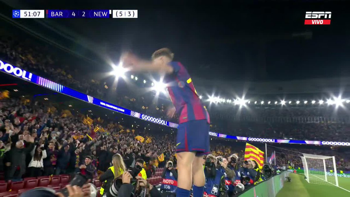 Mirá cómo grita el cuarto gol… les gusta querer instalar que no grita los goles de Barcelona. Falso