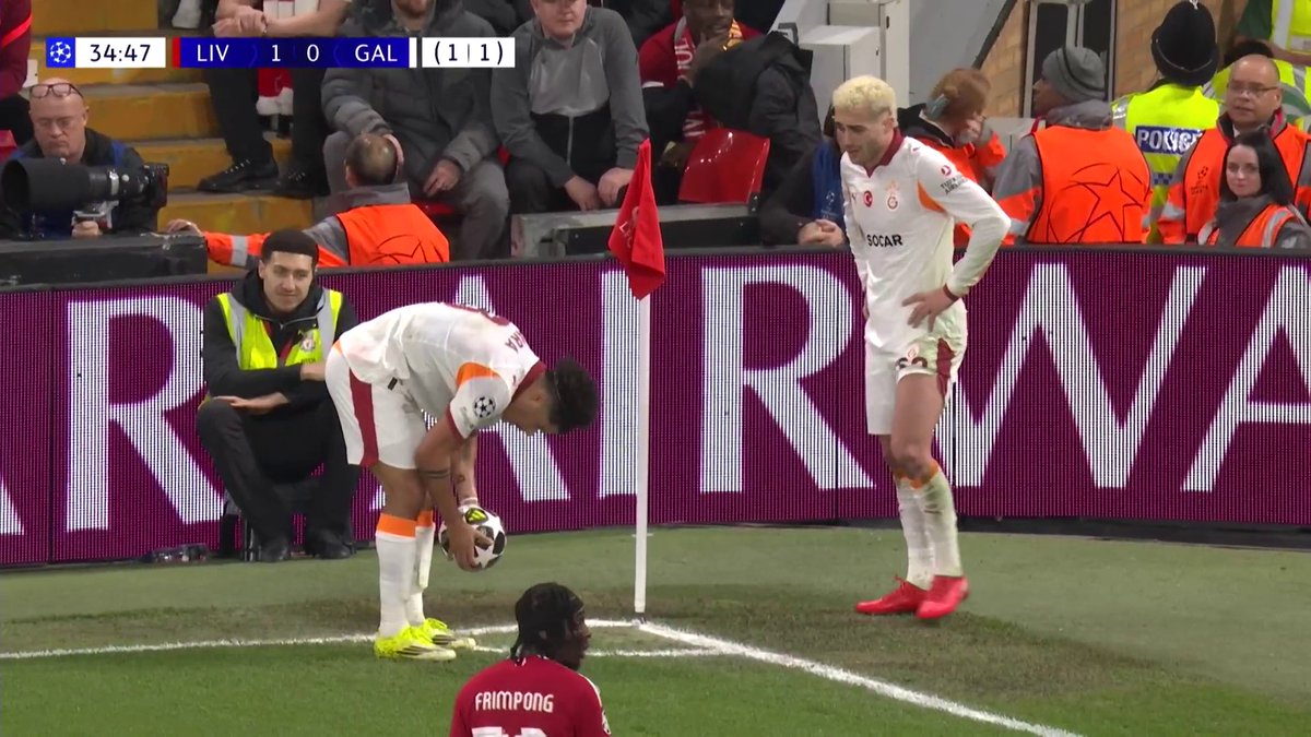 An incredible block to deny Wirtz giving Liverpool the lead 🥵 📺 TNT Sports & discovery+ UK