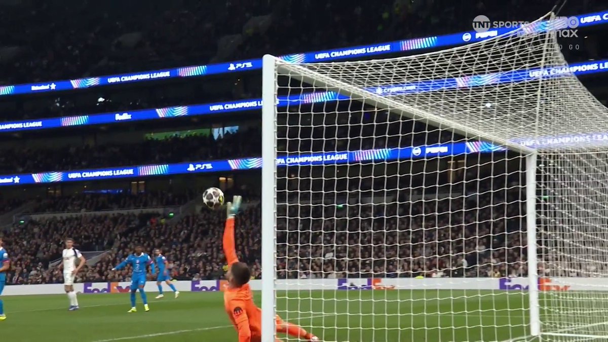 Joe Hart on commentary couldn’t believe this save made by Vicario tonight…🤣👏