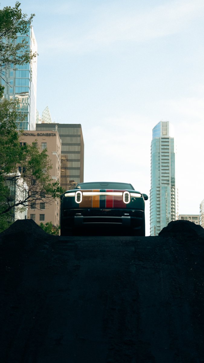 Another unforgettable SXSW is officially in the books! A huge thank you to everyone who came out to get up close and personal with R2 and R1 at our Electric Roadhouse or hop in an R2 for an urban off-road adventure at the Electric Joyride. In case you missed us in Austin, follow along here: