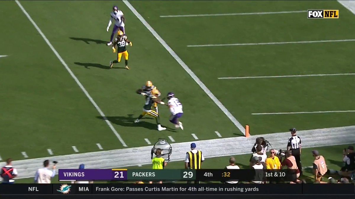 55 receiving TDs 1 rushing TD 1 blocked punt TD Adam Thielen put up points in Purple 💜 💻: