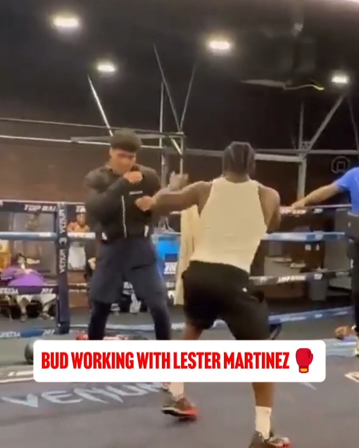 Terence Crawford putting in work with Lester Martinez ahead of his return this weekend 🔥 👏