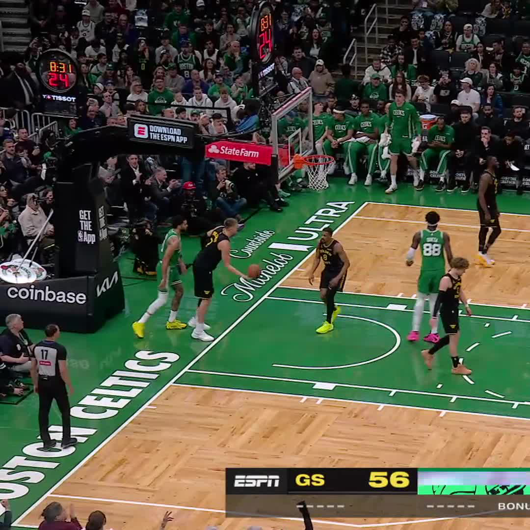 JT went right by KP 👀