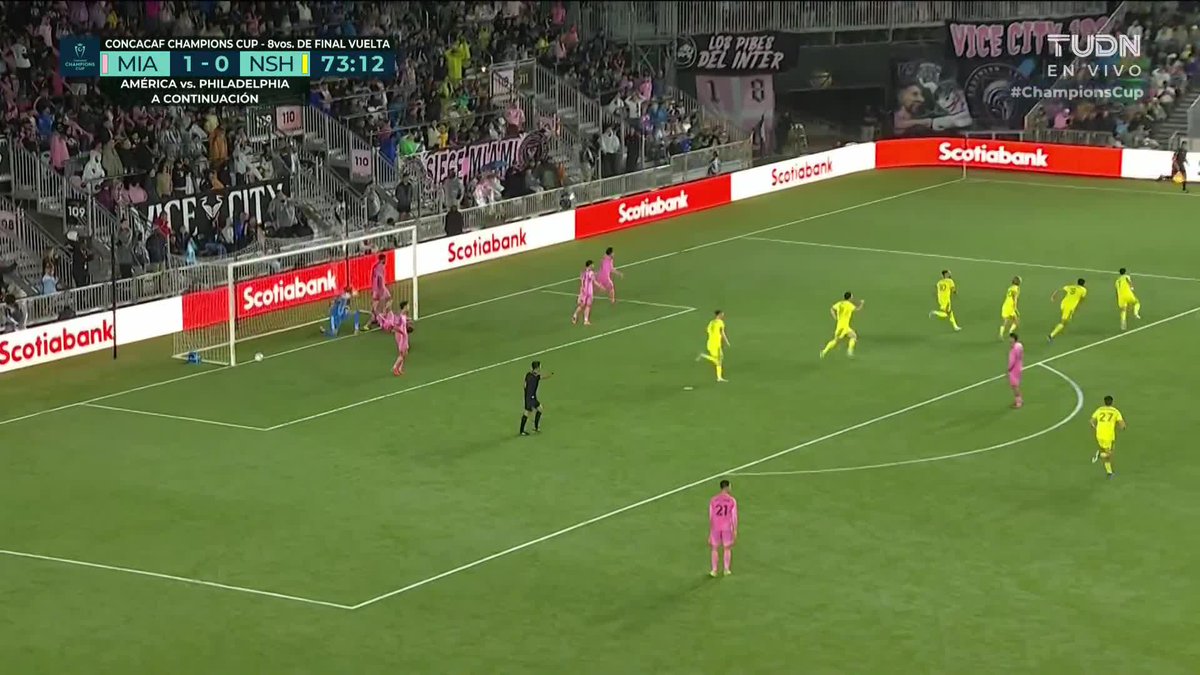 DSC has been very shaky since going to Miami and moments like these has to give Marsch anxiety going into the World Cup.. raising your hand for a foul by your own player? 🤓