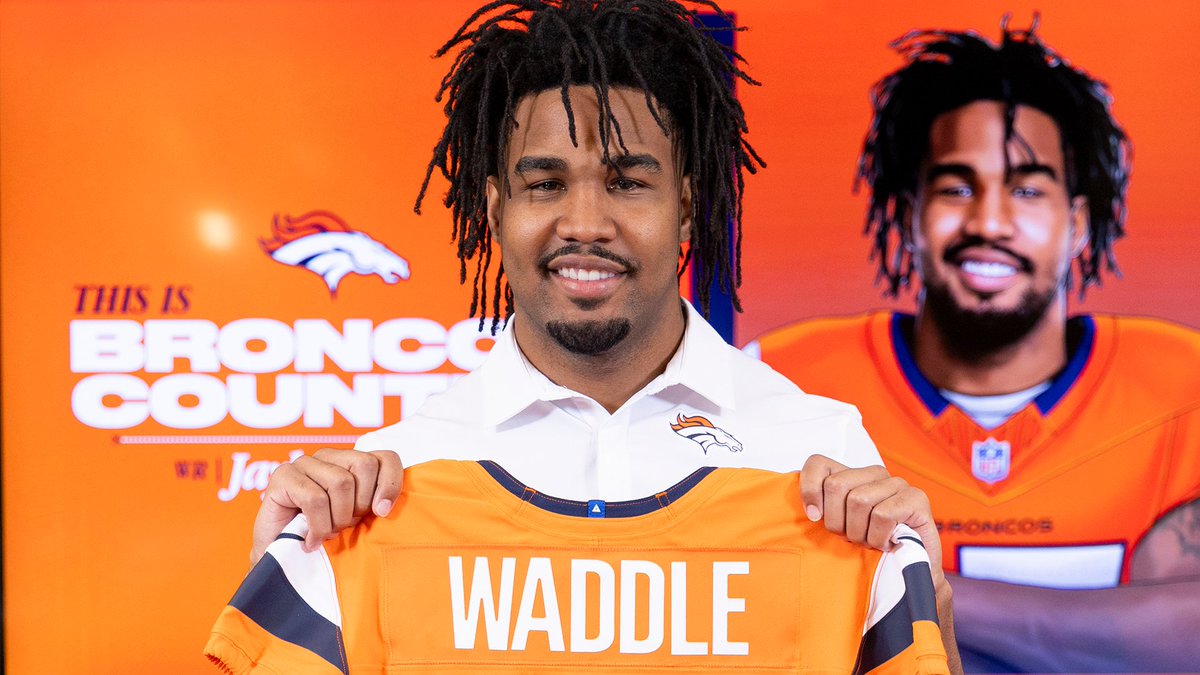“It feels special, electric. It feels like family, feels like home.” JW on joining #BroncosCountry: