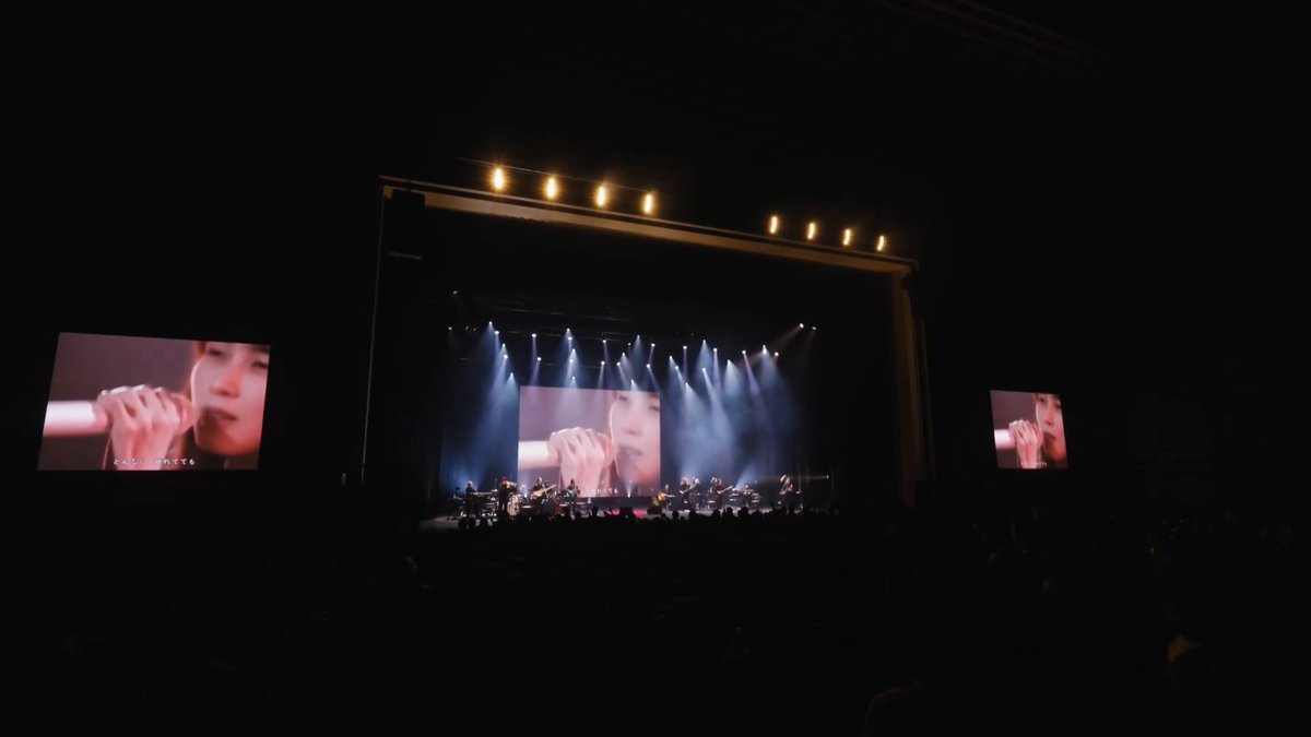 #ZARD 3カ月連続特集いよいよスタート✨ 35周年記念ライブ 「What a beautiful memory ～forever moment～」 3/20(金・祝)午後9:00～ #WOWOW で独占放送＆配信💐 📌4/28（火） MV＆ライブ映像集 📌5月 ZARDを愛する著名人の言葉で紡ぐ特別番組 ZARD since 1991
