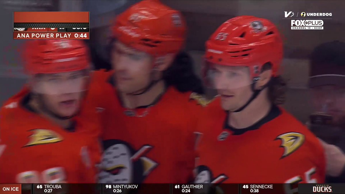 Gauthier cuts to the net and makes no mistake! 💥