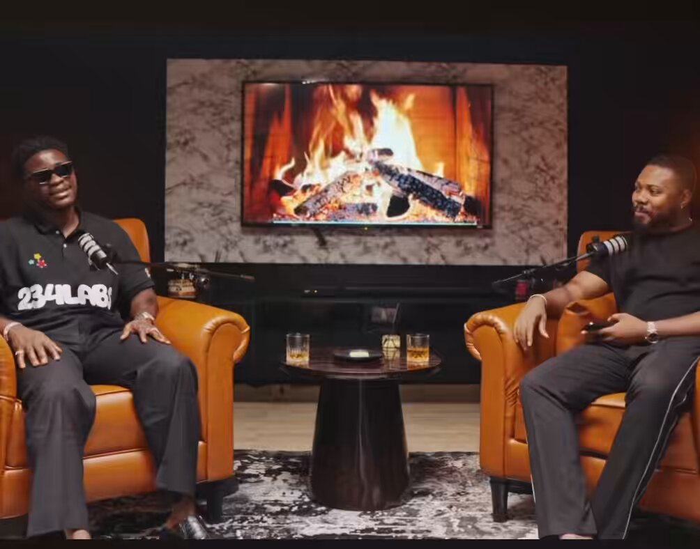 Interviewer : What advice would you give to upcoming lover boys? Femi Dapson : Bruh me I’m not giving advice to anybody oo cause honestly , not everybody want to be on billboard , find out who your partner is , I am loving my own partner how she want to be loved , jus know who your partner is and love her him how they want to be loved , don’t compared!!! Me : Emphasis on “don’t compare” thank you Femi!!!