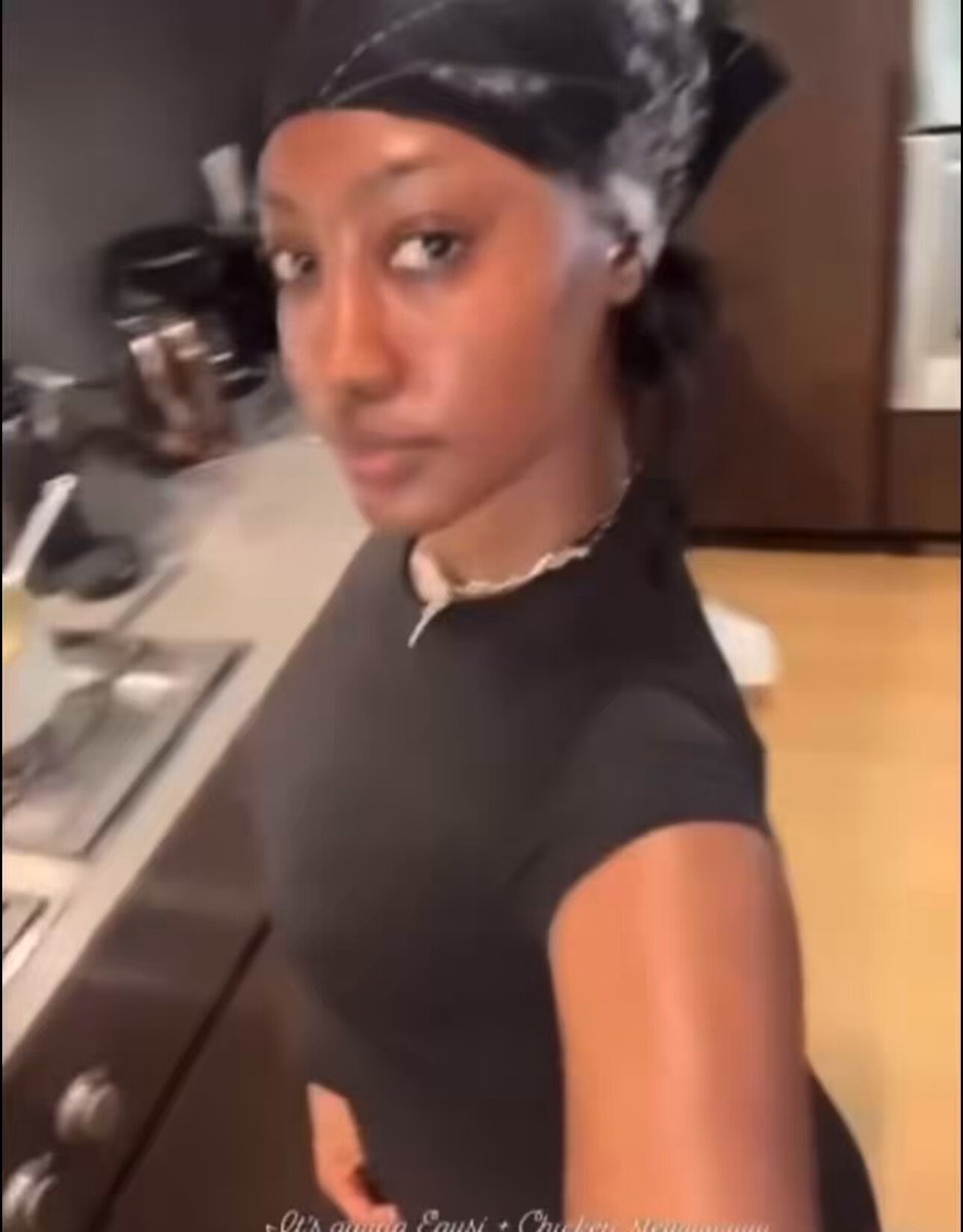 This video of Tems cooking Egusi soup in her kitchen 😂😅🔥❤️