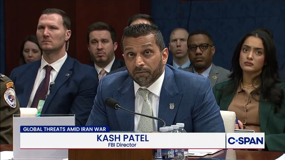 Rep. Jim Himes (Jim Himes 🇺🇸🇺🇦): "How many non-citizens have been convicted of voting in U.S. elections in the last 10 years?" FBI Director Kash Patel: "The conviction stats are with the Dept. of Justice." Himes: "You are the director of the FBI. Give me a guess."