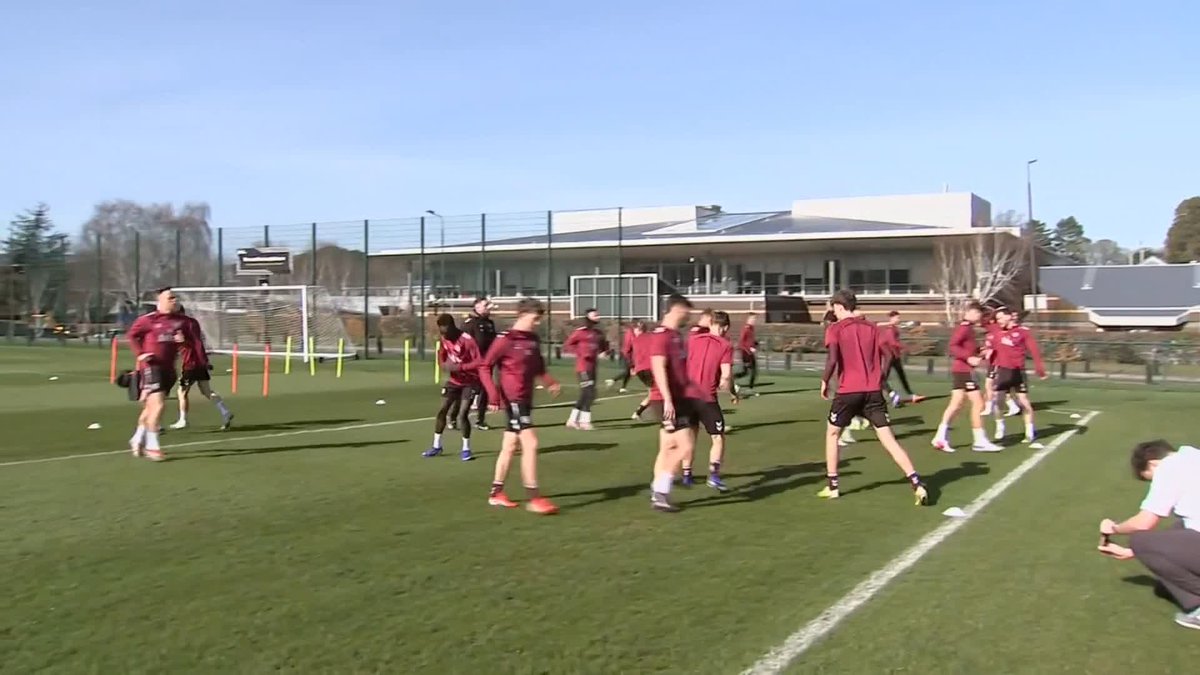 🤩 Look who's back, Hearts fans! Lawrence Shankland and Cammy Devlin have been training ahead of Saturday's match against Dundee ⤵️
