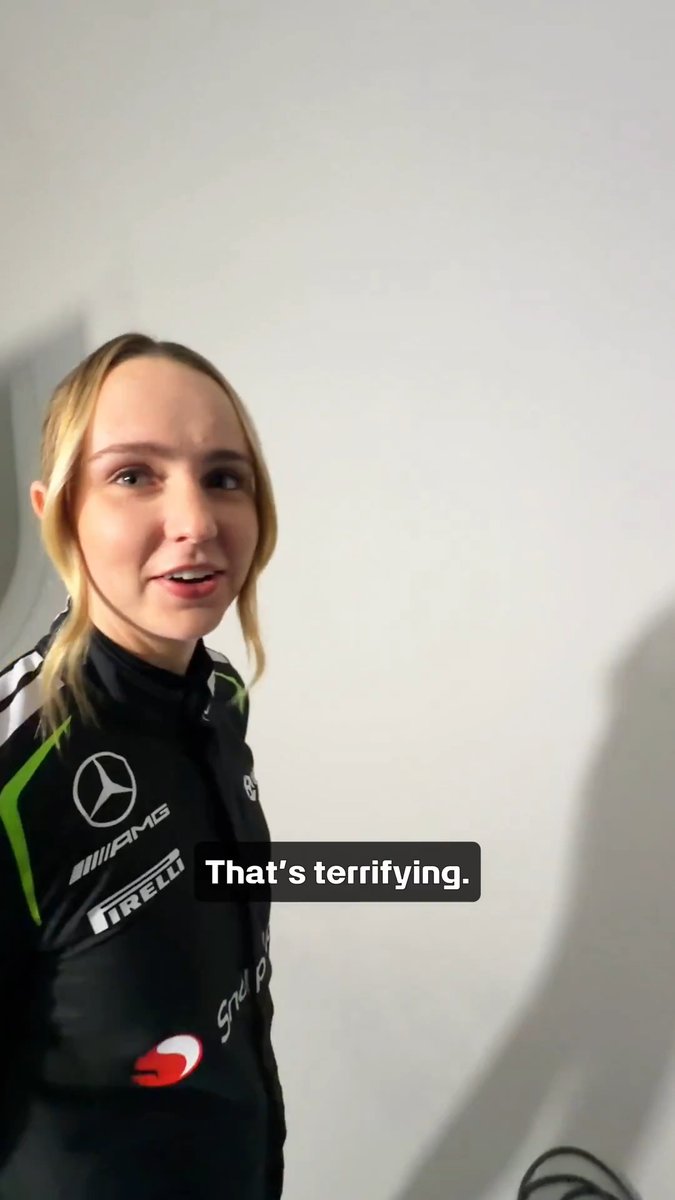 Don't watch if you're scared of spiders 🫣