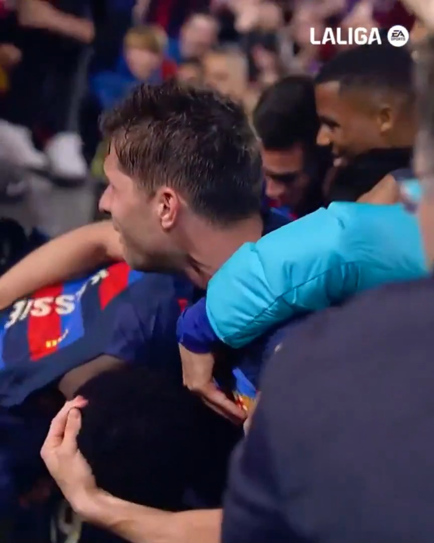 Tres años ya de este gol, uno de los más celebrados en el Camp Nou. Fue una locura! Lo recordáis?