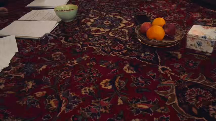 عزیزم، شب همیشه شب نمی‌مونه، صبح میشه آفتاب میاد رو بوم خونه!