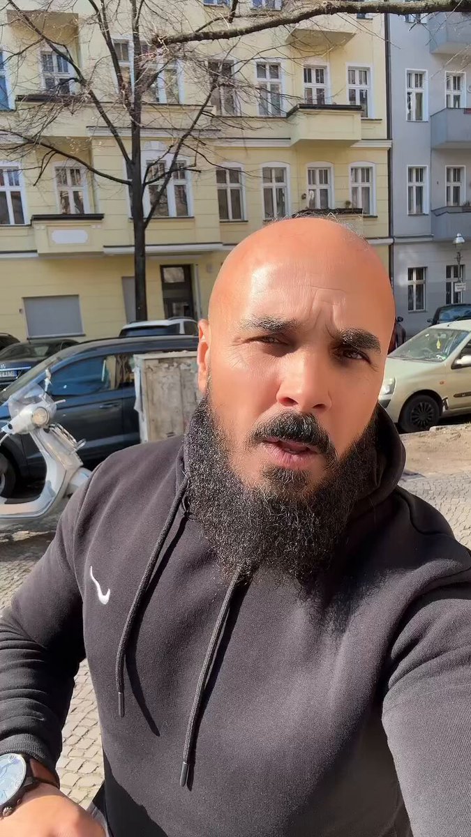 هؤلاء هم سبب البلاء الامه العربيه والاسلاميه صح لسانك