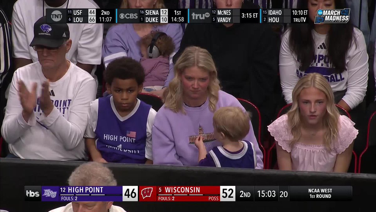 This is what you call a power coaching couple ❤️ Coach Flynn Clayman's wife, Katie, is in attendance for today's High Point University Men's Basketball game. She is an assistant coach for High Point University Women's Basketball, who made the Women's NCAA Tournament. She will join her team in Nashville on Saturday.