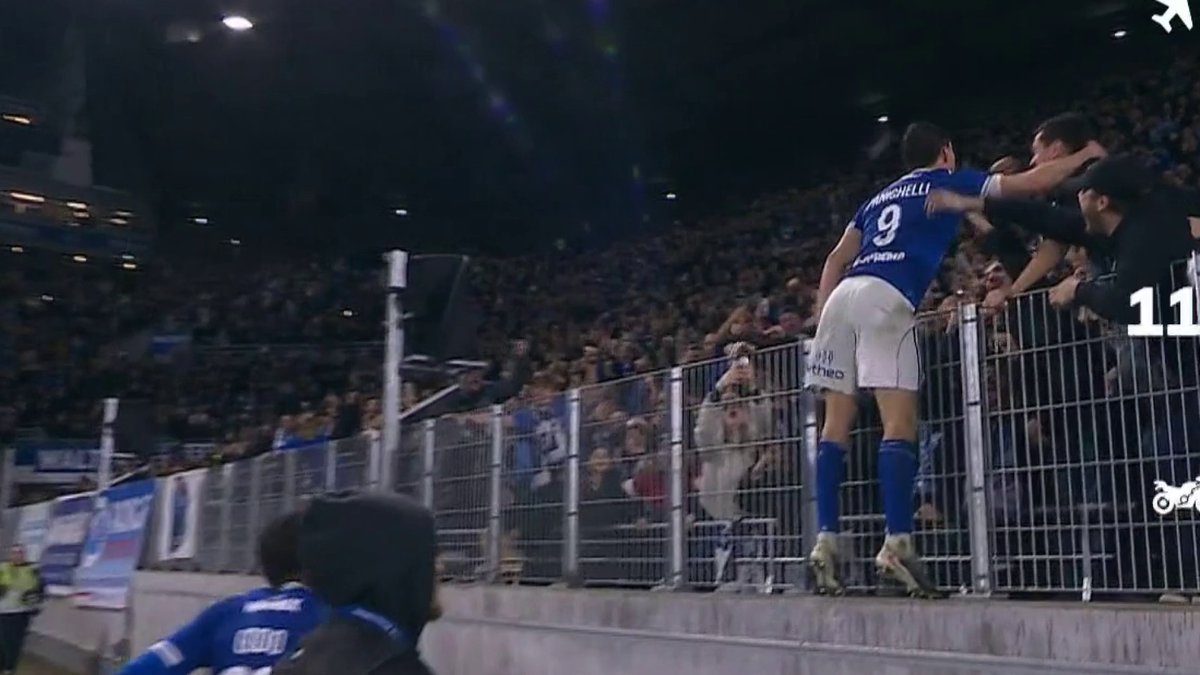 ⚽ #MagLigue1| RC Strasbourg : on a testé la Meinau On a testé dans notre tour des stades de Ligue 1 la Meinau du RC Strasbourg. Un stade mythique et une ambiance alsacienne unique ! 🔥 ▶️ L'émission en replay :