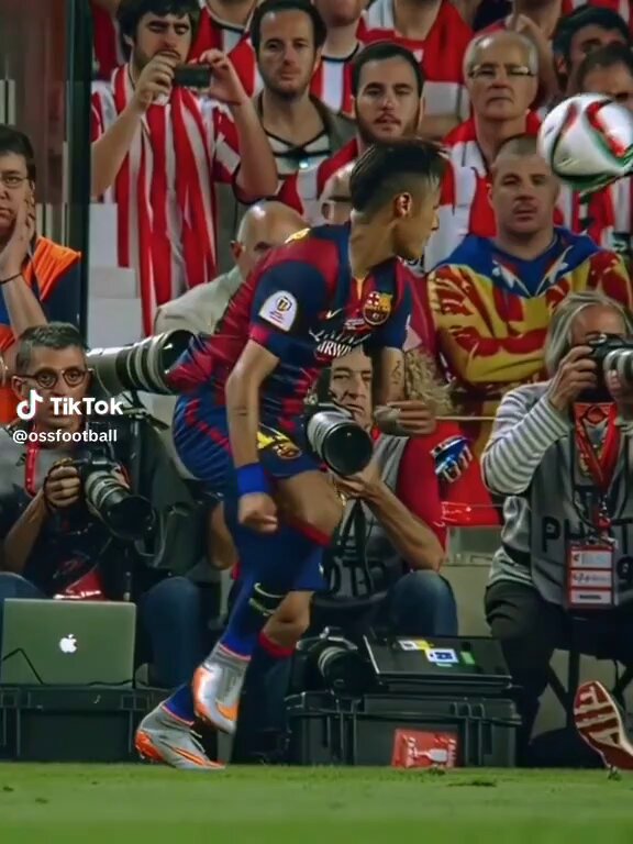 No human alive must disrespect NEYMAR 🔥🔥