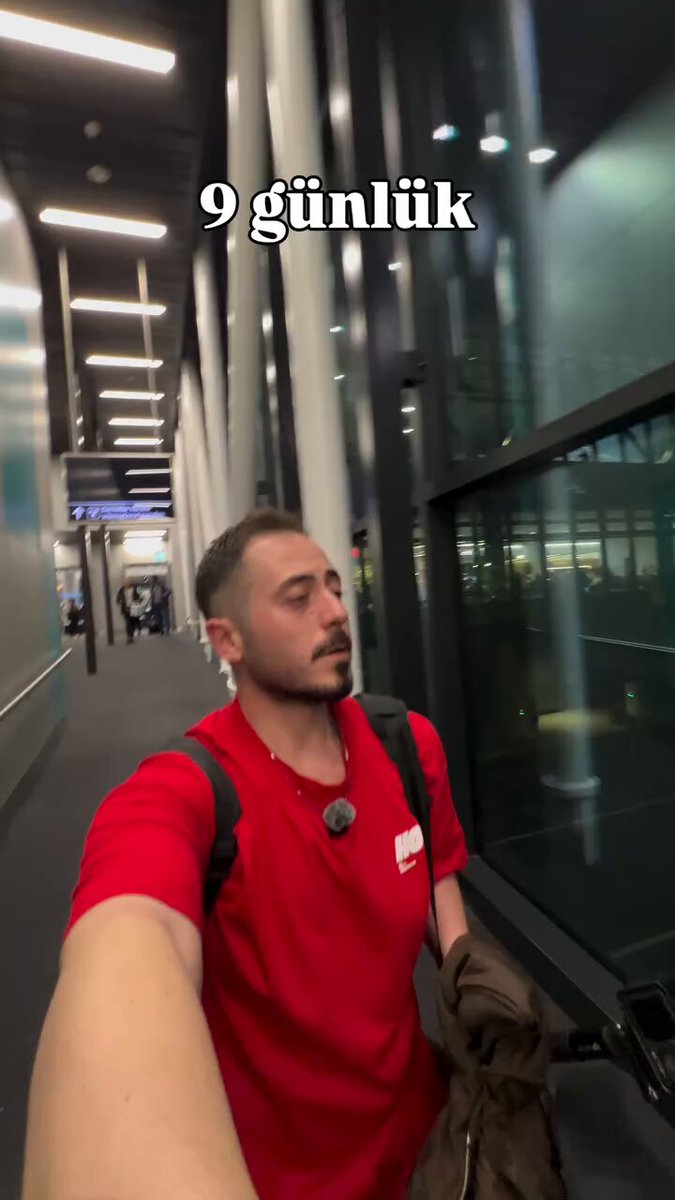 9 günlük Japonya tatili ne kadara mâl olur? Uçak biletini gidiş dönüş: Kore aktarmalı Konaklama: 9 gün için kişi başı 7500₺ Dokuz günde yemek kahve gibi her türlü şeye 7980₺ Ulaşım: toplam 1250₺